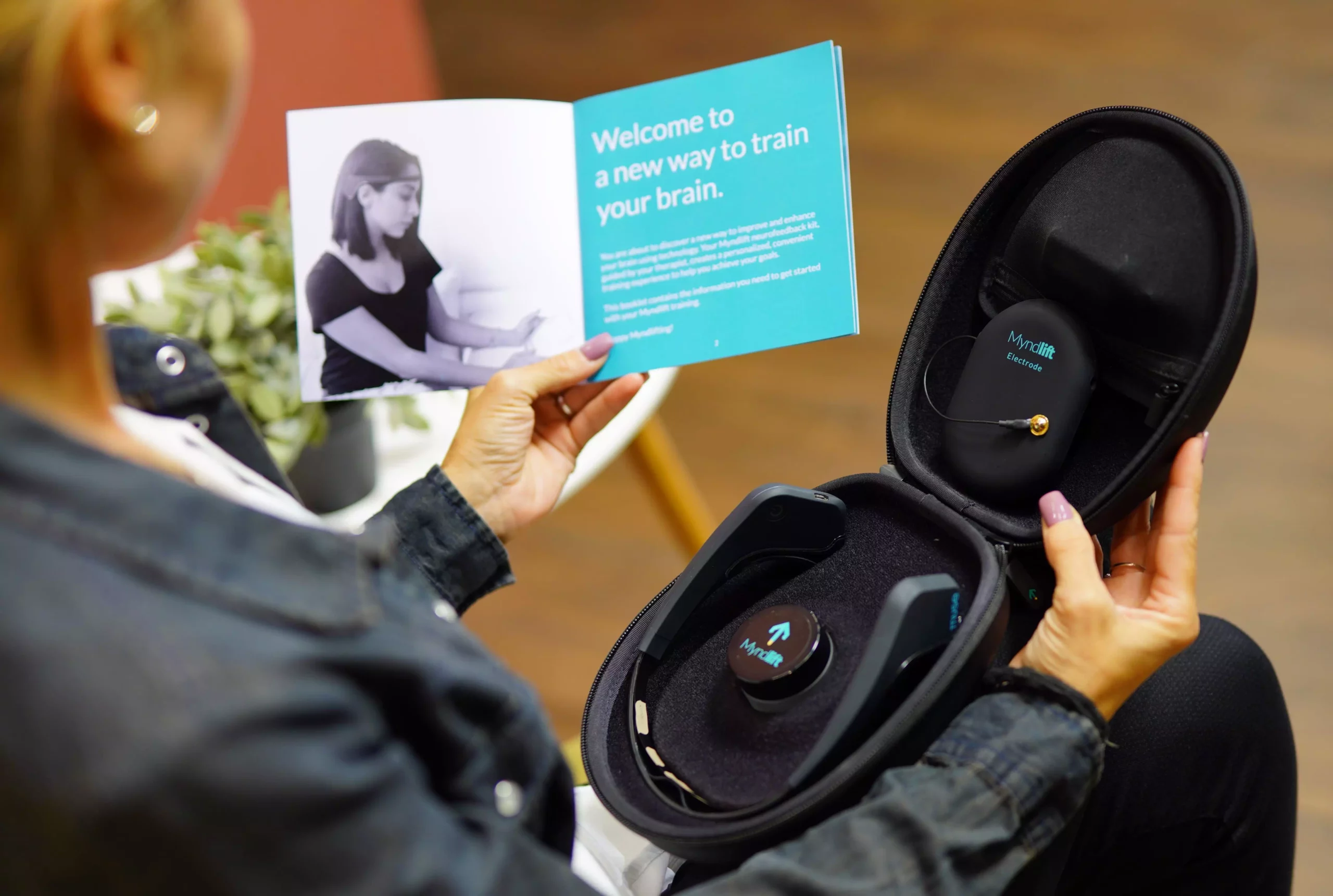 Telehealth Muse headset for EEG, brain mapping, neurofeedback and biofeedback - Zephyr Neuroscience